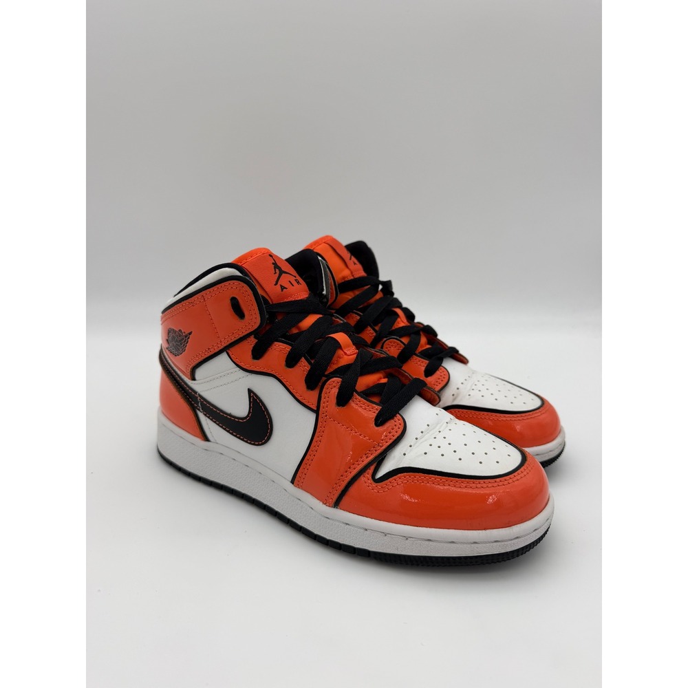 Air Jordan 1 Mid SE Turf Orange Patent Black White BQ6931-802 Mens‎ 6Y